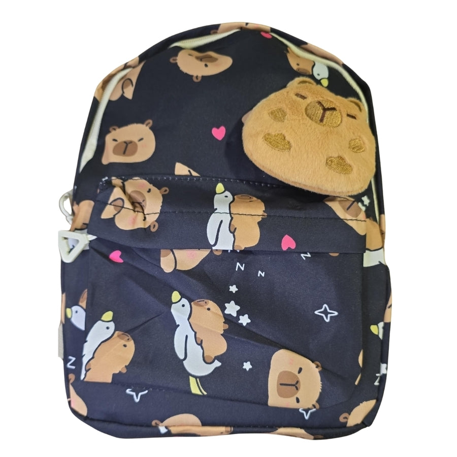 Mochila de capibara mediana con pin