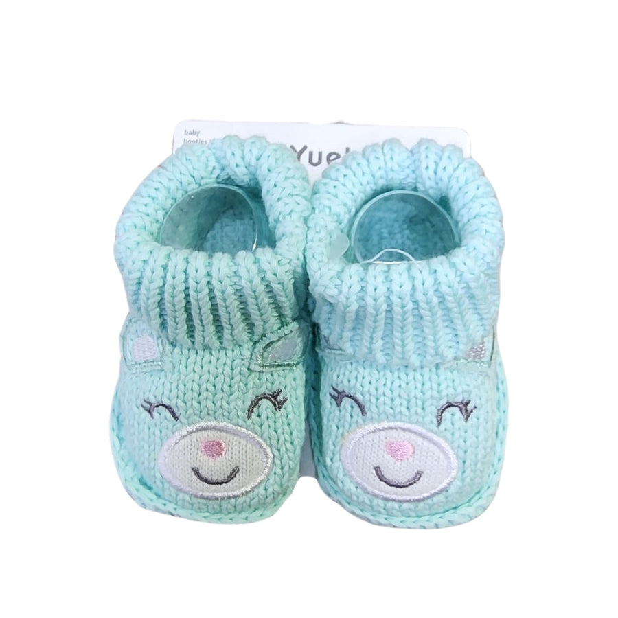 Zapatito tejido con diseño