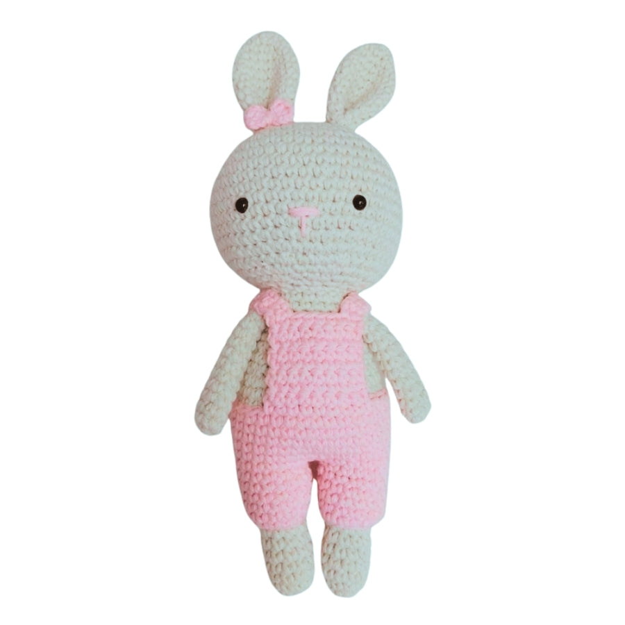 Amigurumi conejos con jardinero