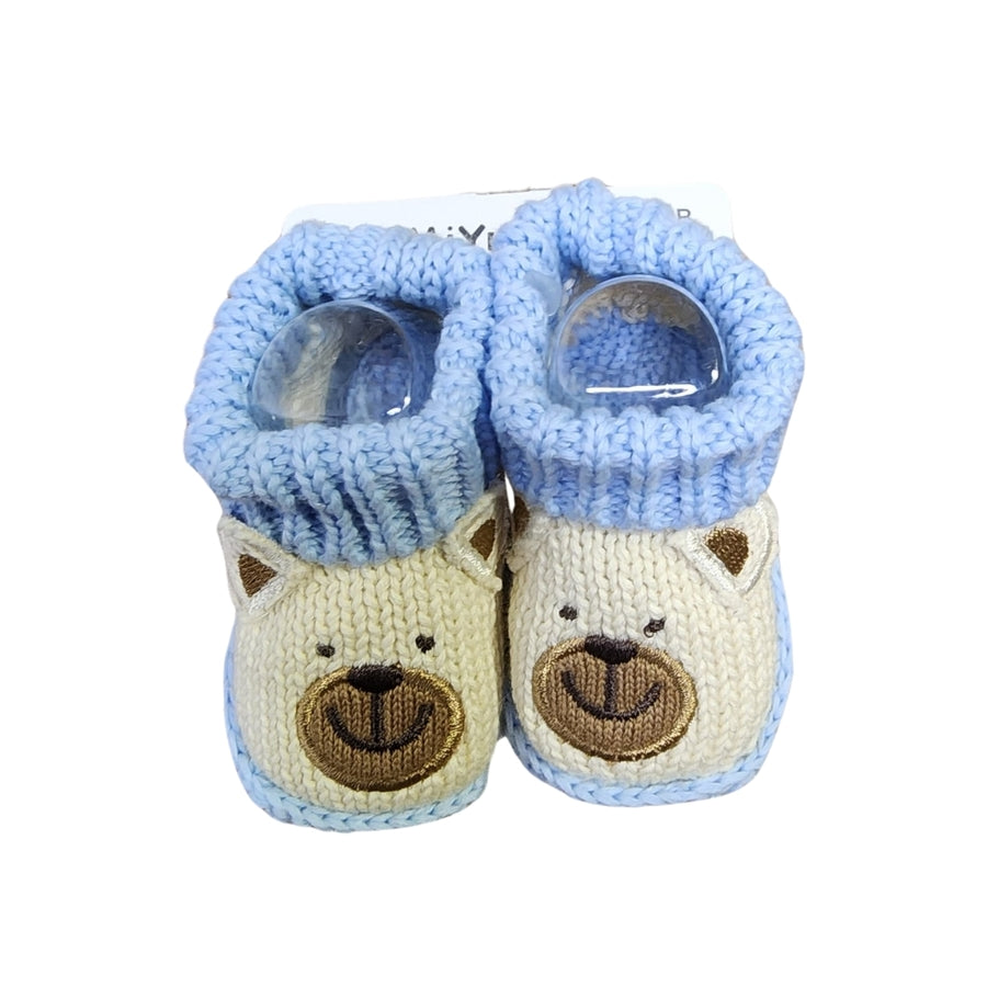 Zapatito tejido con diseño