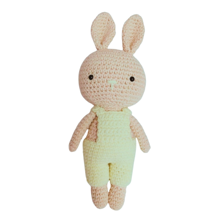 Amigurumi conejos con jardinero