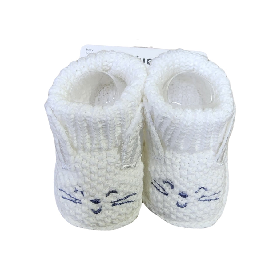 Zapatito tejido con diseño